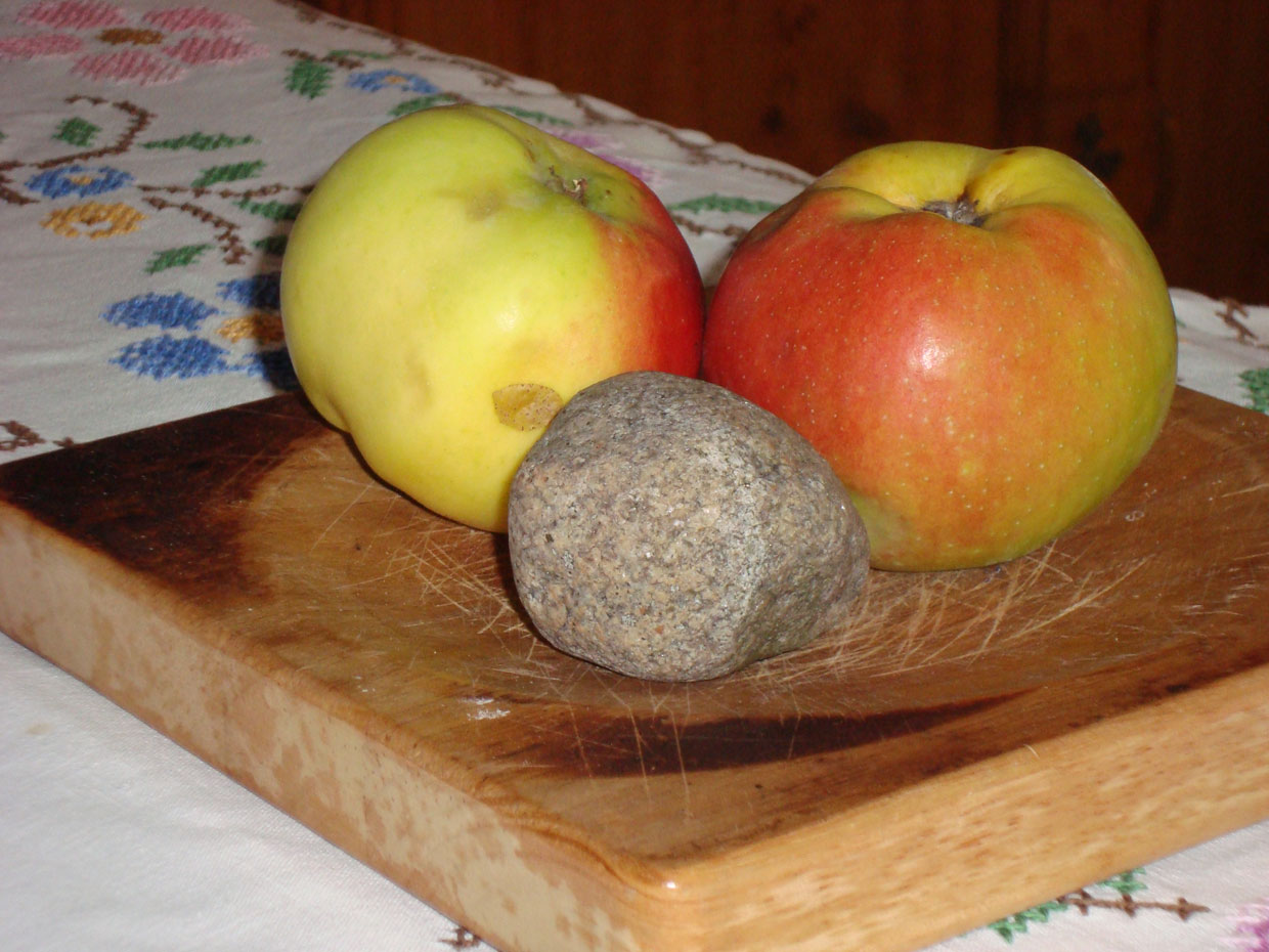 Apples and Stone Martin Chalmers